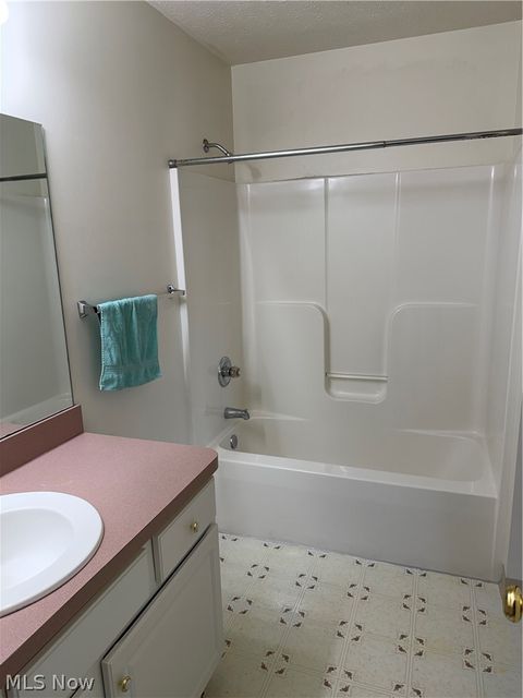 Tiny photo for 1360 Meadow Run, Copley, OH 44321 (MLS # 5189275)