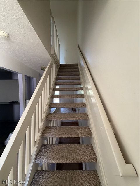 Tiny photo for 1360 Meadow Run, Copley, OH 44321 (MLS # 5189275)