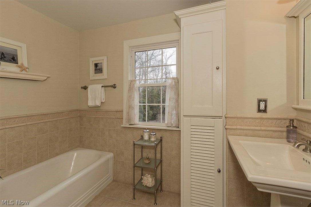 Rapid Transit Land Co - Residential