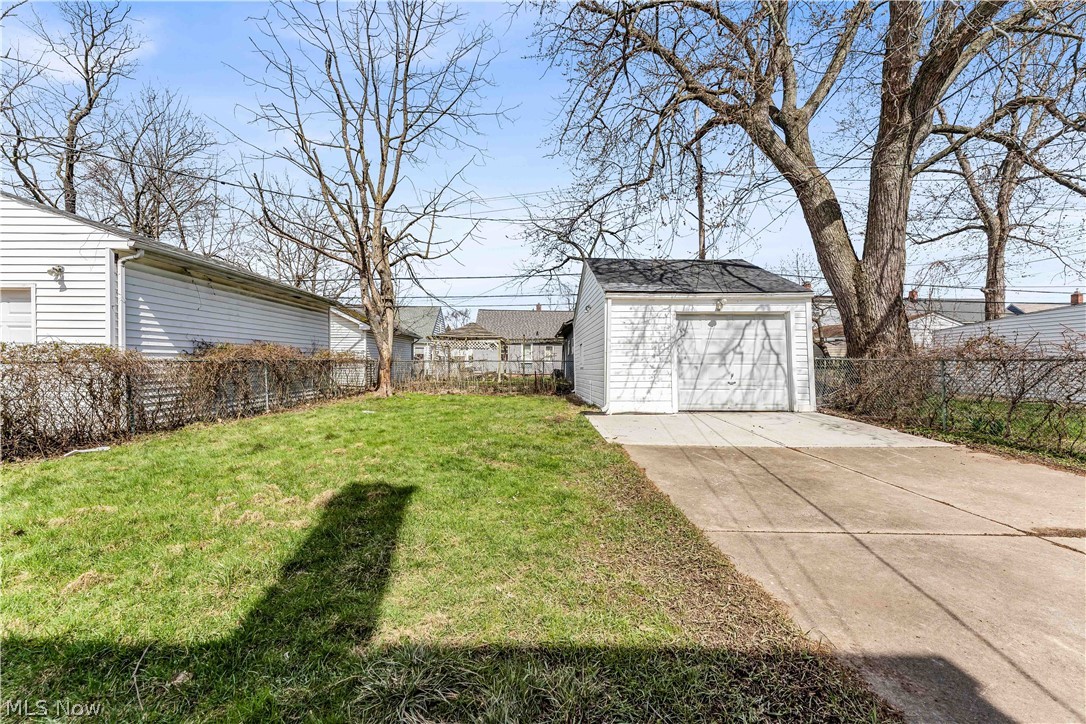 Center Hwy - Residential