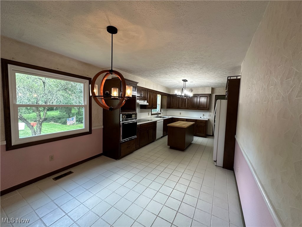 Woodridge Estates - Residential