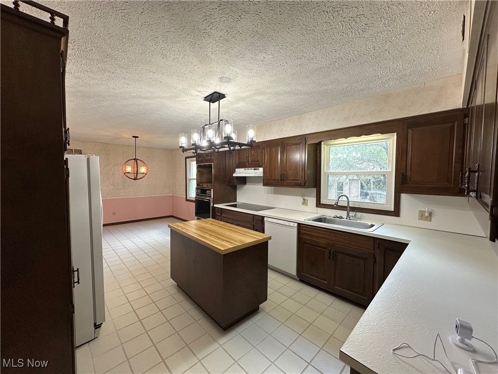 Woodridge Estates - Residential