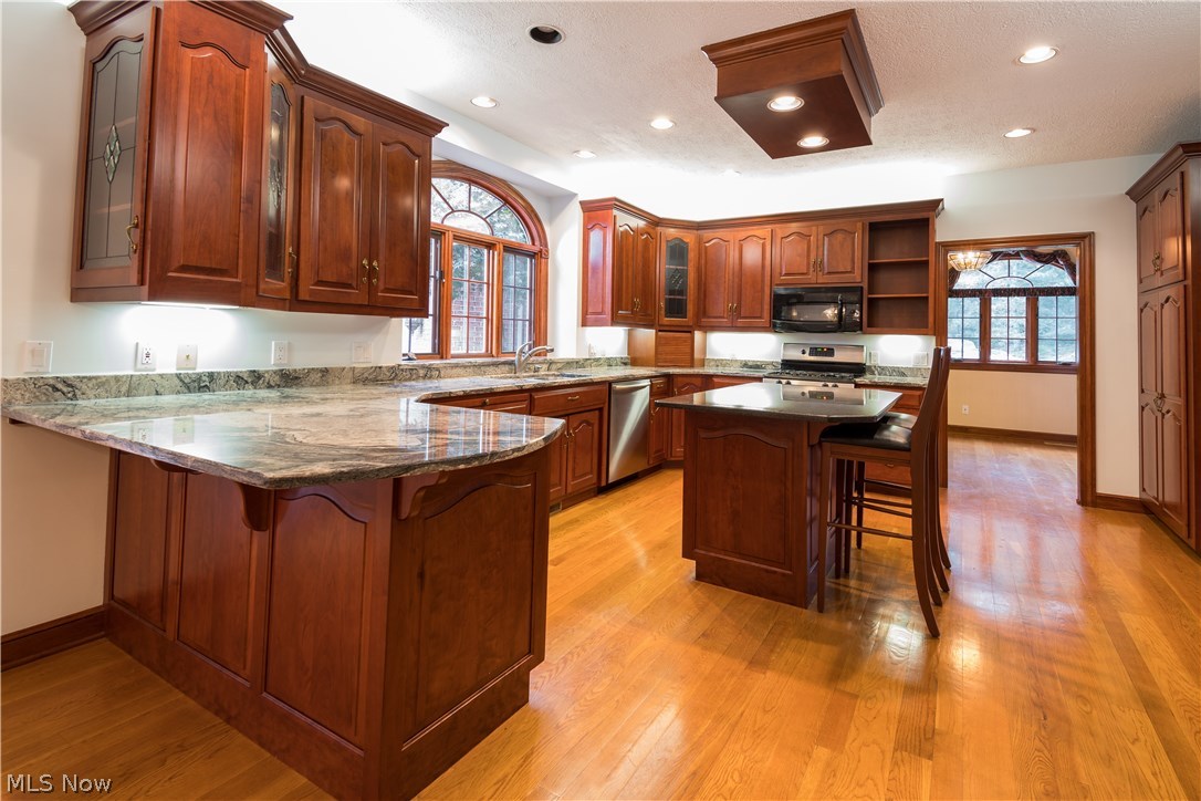 Foxchase Hills - Residential