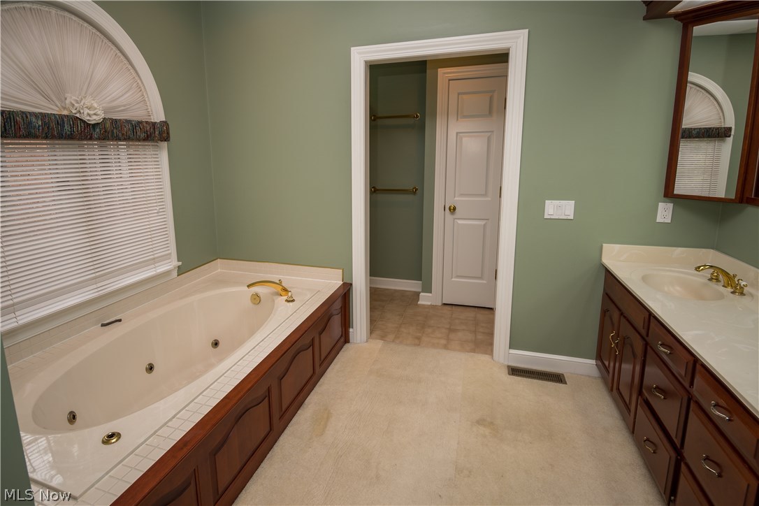 Foxchase Hills - Residential