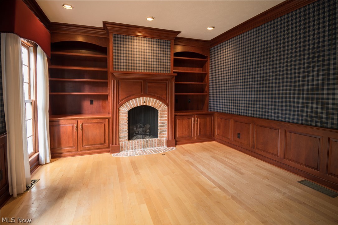Foxchase Hills - Residential