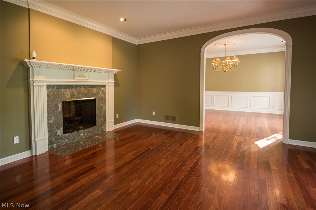 Foxchase Hills - Residential