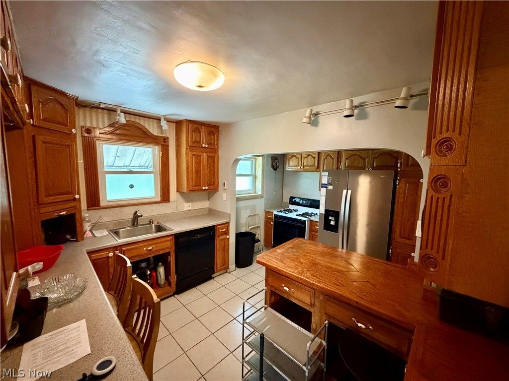 Photo of 85 Homestead Drive, Boardman, OH 44512 (MLS # 5216602)