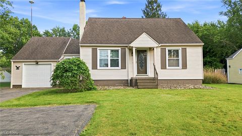 Homes For Sale - 3671 Shields Road<br/> Canfield, OH 44406
