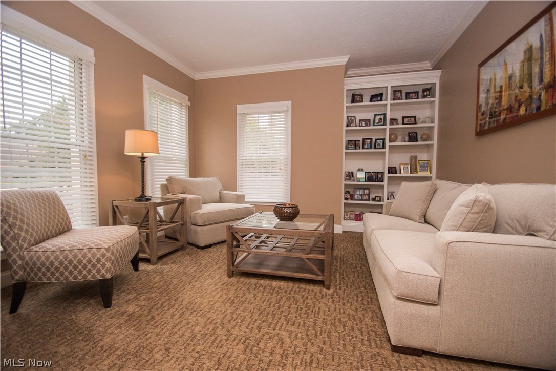 Woods At Nobles Pond - Residential