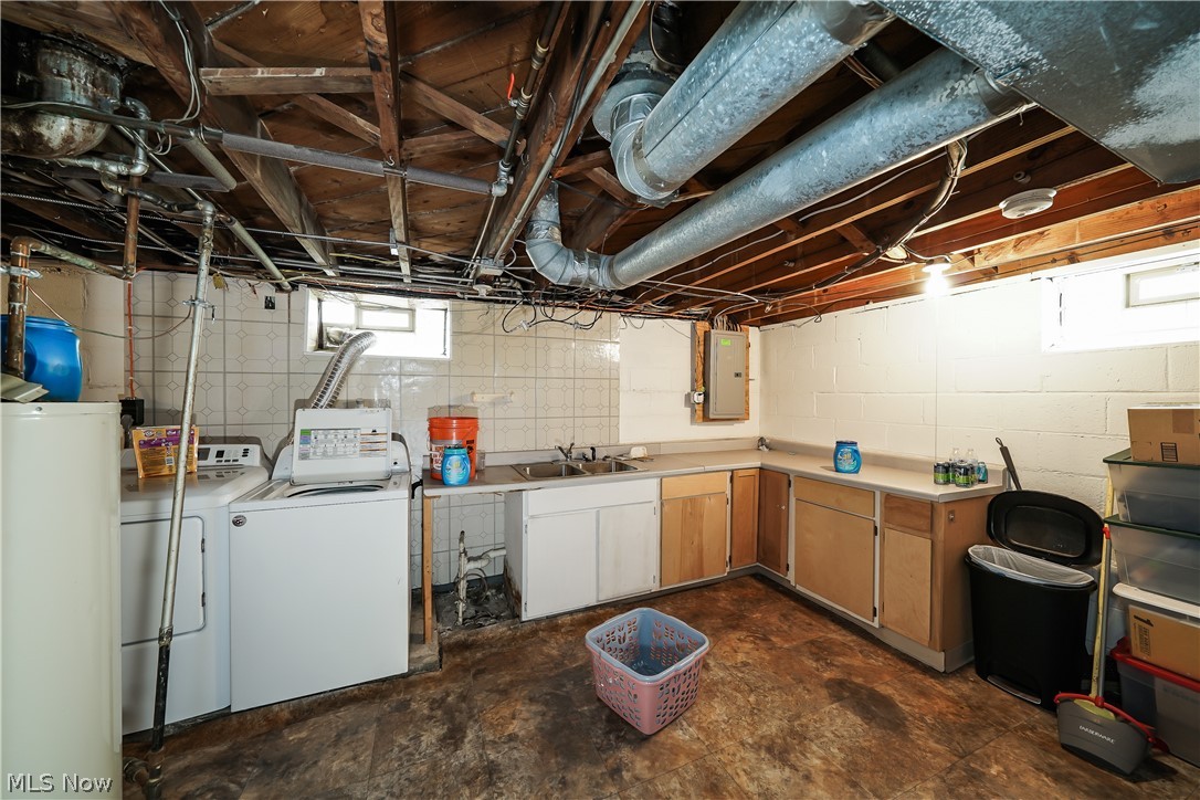 Crawford Realty Cos Maple Heights - Residential