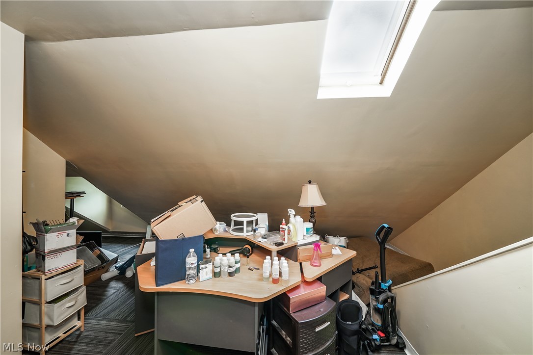 Crawford Realty Cos Maple Heights - Residential