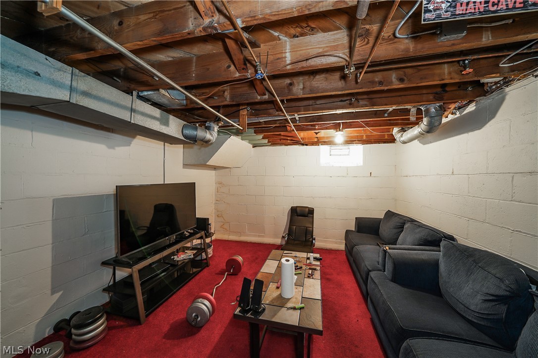 Crawford Realty Cos Maple Heights - Residential