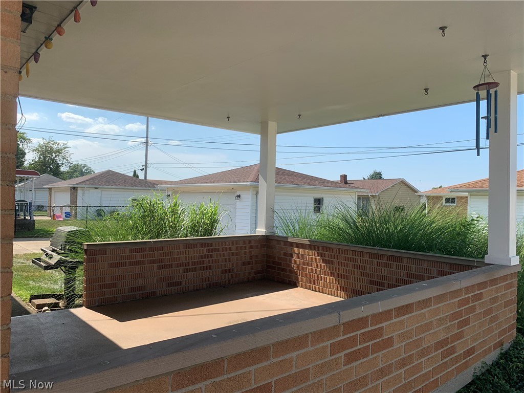 Seven Hills Prop Inc 01 - Residential