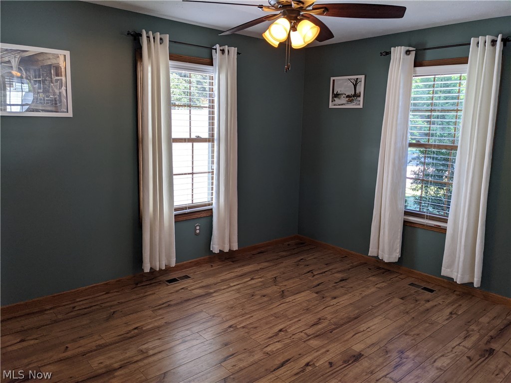 Cummings Beach Park 02 - Residential