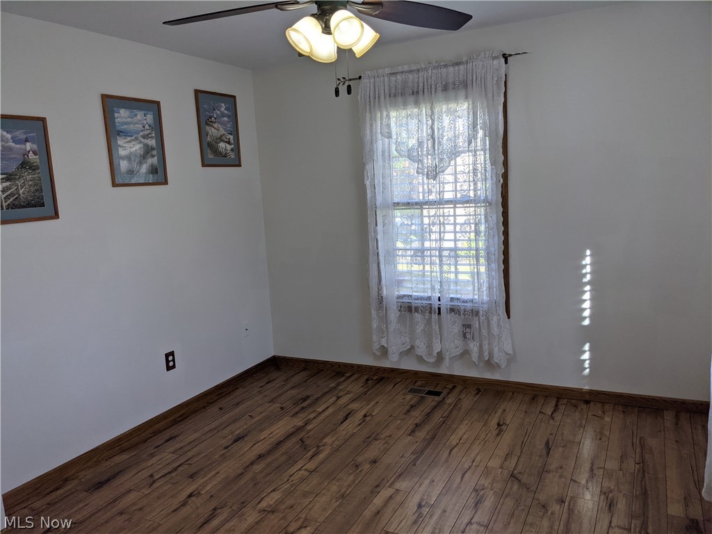 Cummings Beach Park 02 - Residential