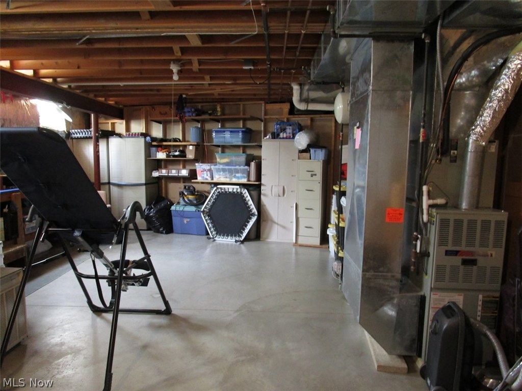 Hunters Pointe - Residential