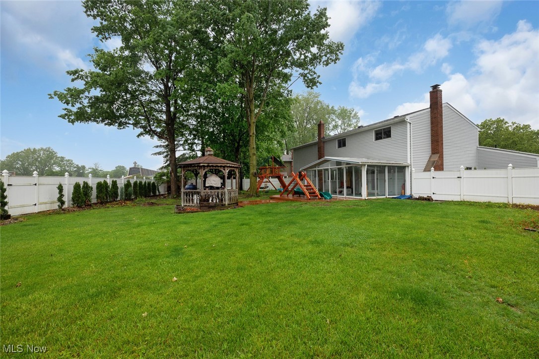 4181 Linden Circle, North Olmsted, Ohio image 39