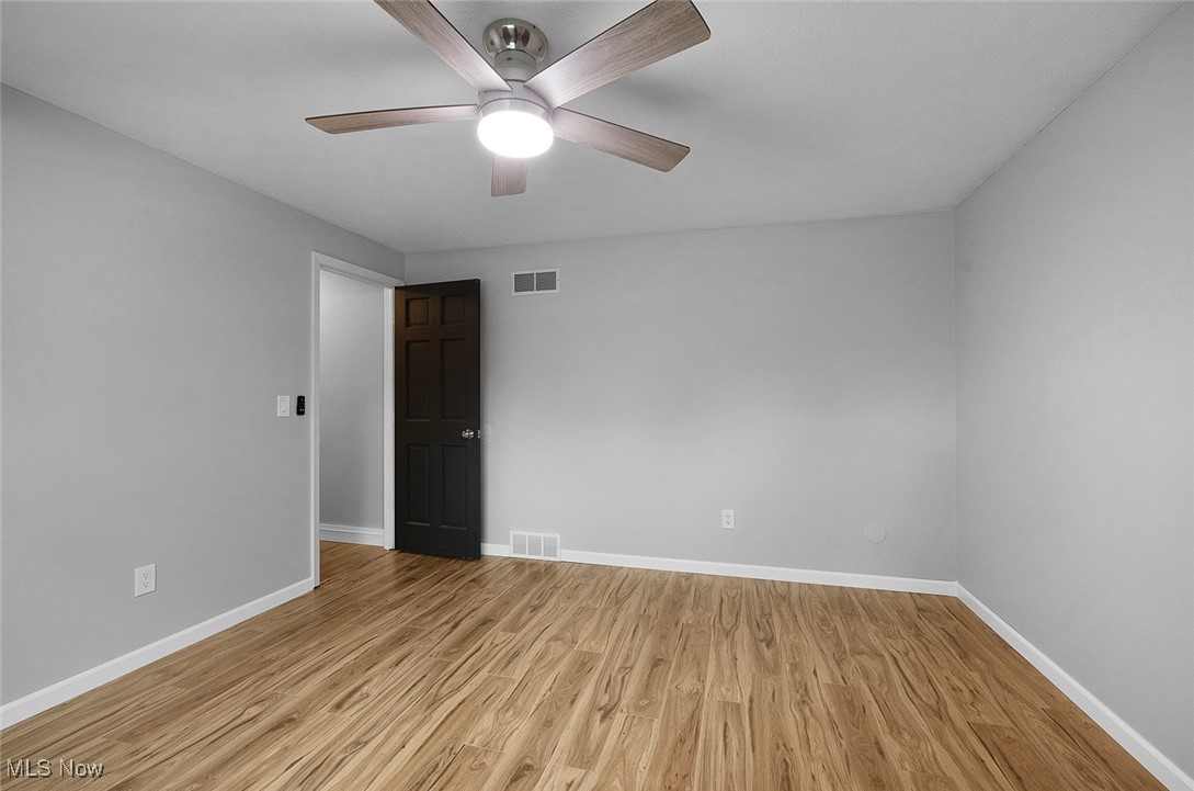 4181 Linden Circle, North Olmsted, Ohio image 32