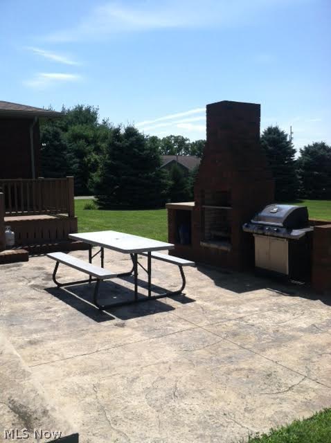 Pt Topowingo Gardens Sub - Residential