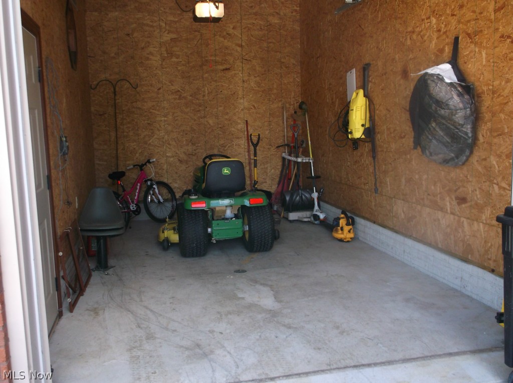 Pt Topowingo Gardens Sub - Residential