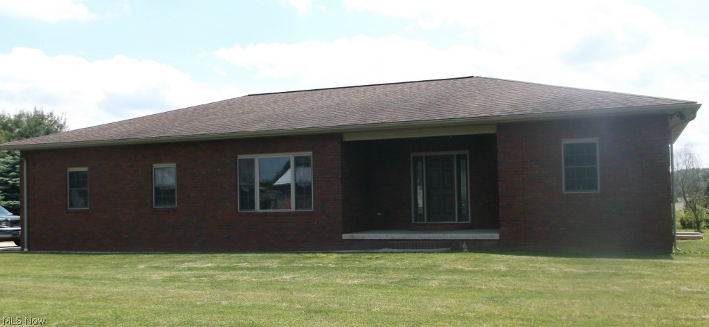 Pt Topowingo Gardens Sub - Residential