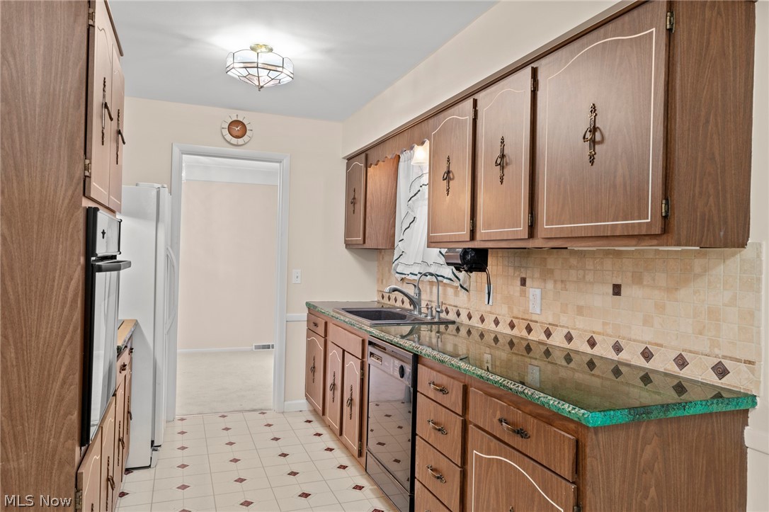 West Park Drive Estates 03 - Residential