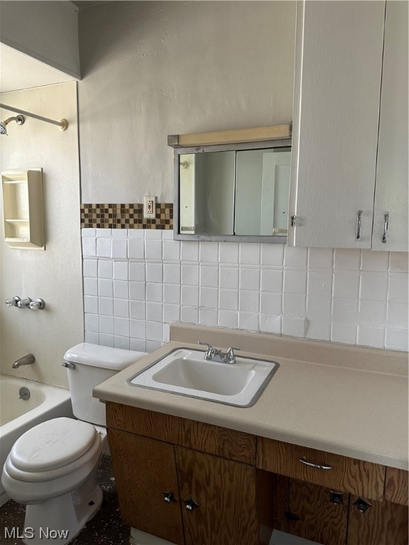 A L Moses - Residential Income