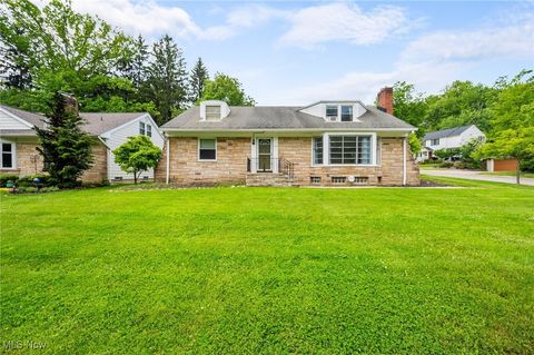 1572 S Belvoir Boulevard South Euclid OH 44121