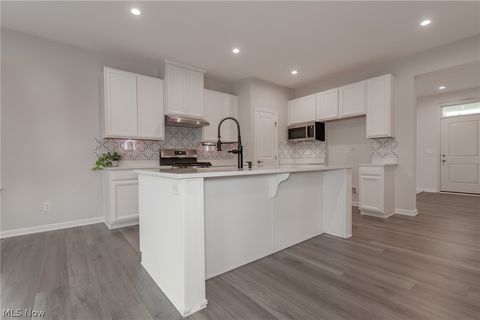 Tiny photo for 1809 Muirfield Lane, Painesville, OH 44077 (MLS # 5187391)