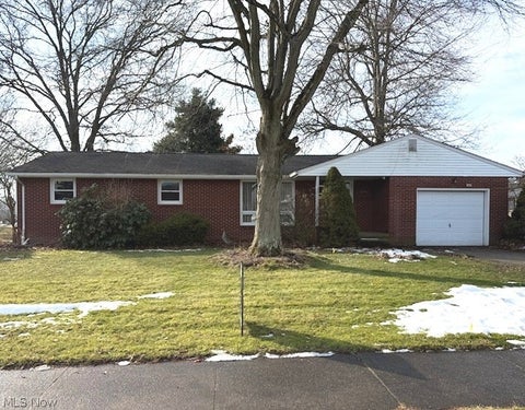 Photo for 1442 Monter Avenue