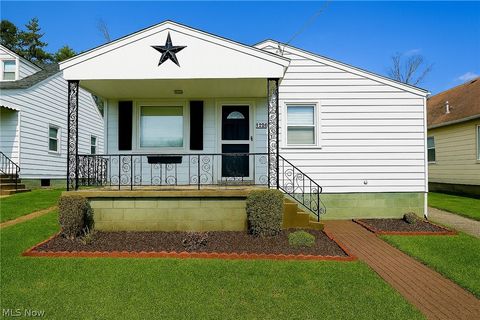 Photo for 122 S Edgehill Avenue