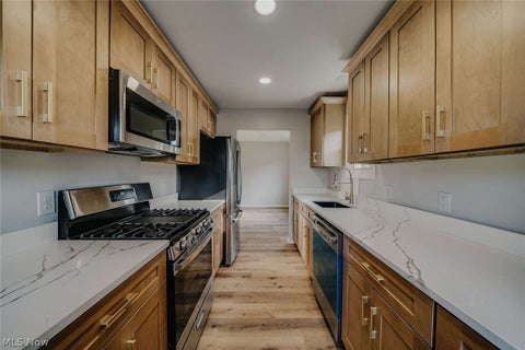 Tiny photo for 31508 Daniel Drive, Willowick, OH 44095 (MLS # 5240401)