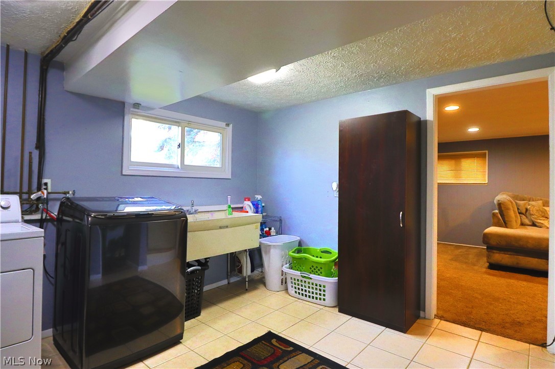 Hallmark 01 - Residential