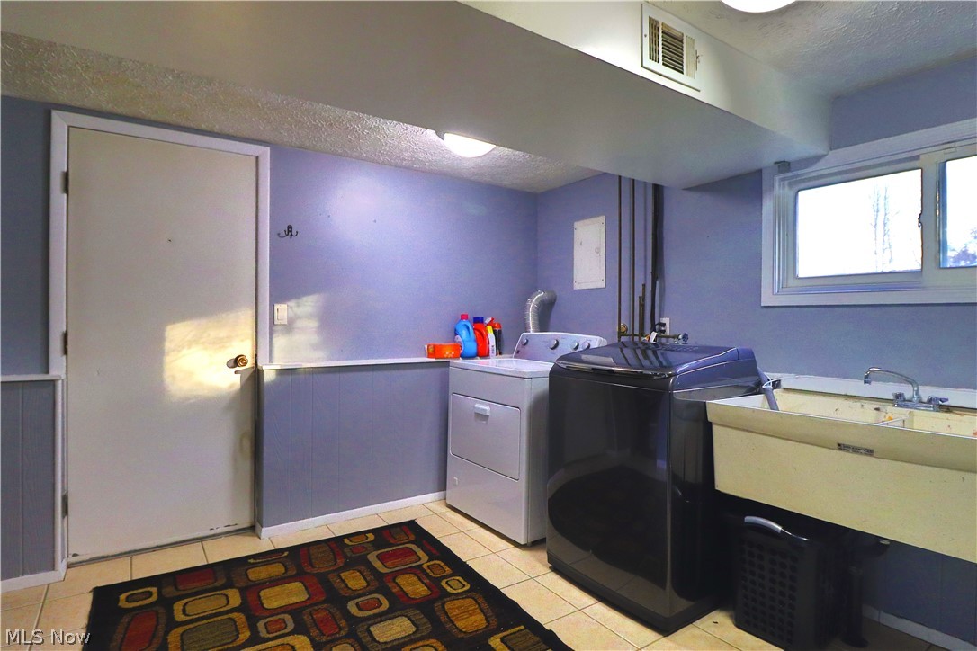 Hallmark 01 - Residential