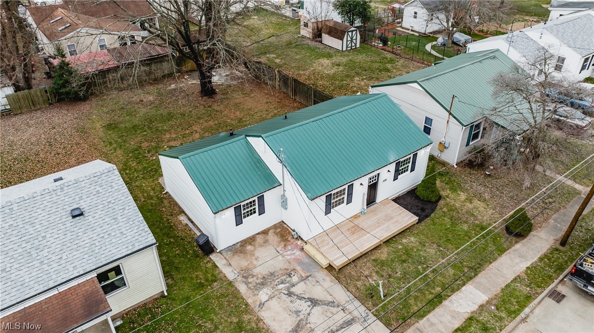 Casto Adn - Residential