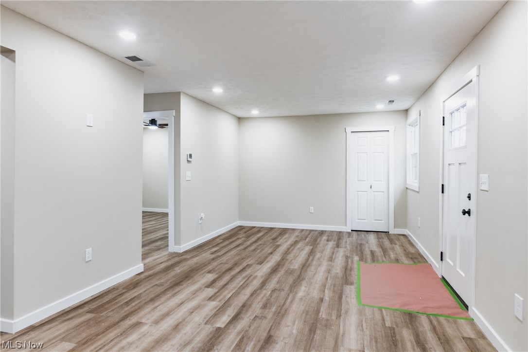 Casto Adn - Residential