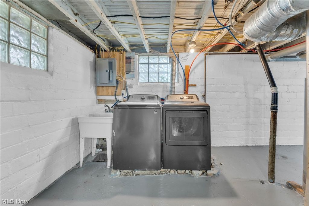 Photo of 3407 W 91st Street, Cleveland, OH 44102 (MLS # 5215282)