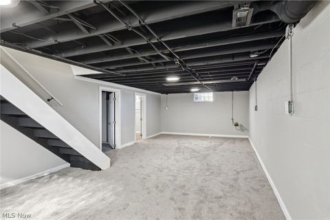 Tiny photo for 62 Jacobs Road, Hubbard, OH 44425 (MLS # 5190639)