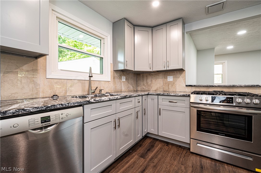 Euclid 12 - Residential