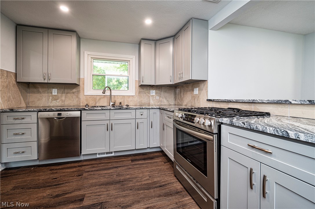 Euclid 12 - Residential