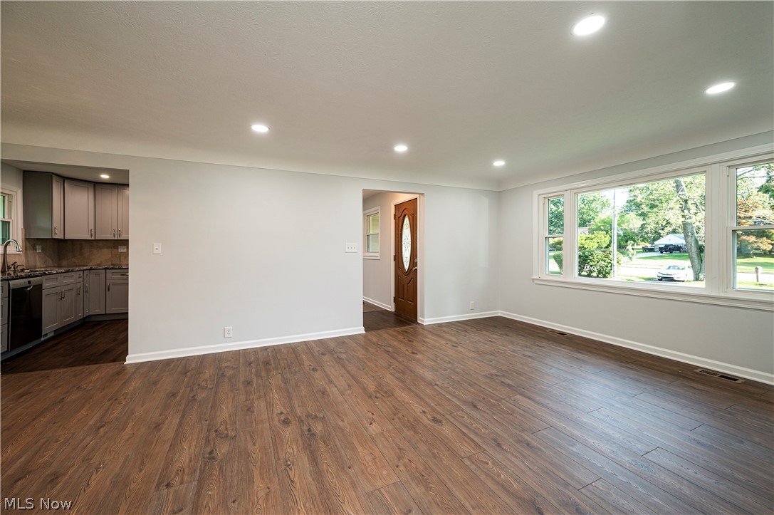 Euclid 12 - Residential