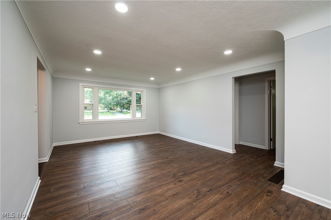 Euclid 12 - Residential