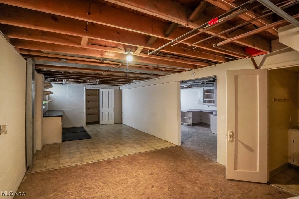509 9th Street, North Canton, Ohio image 39