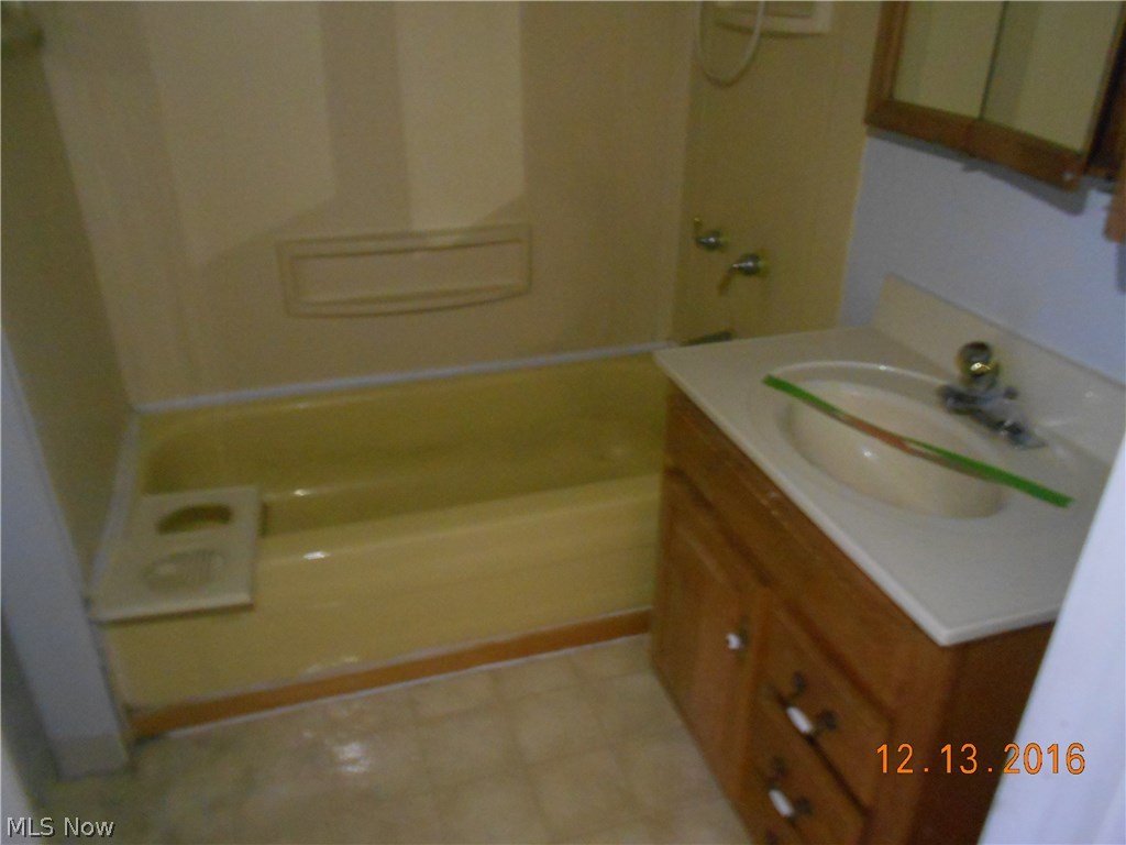 Part/Willoughby Township 15 - Residential