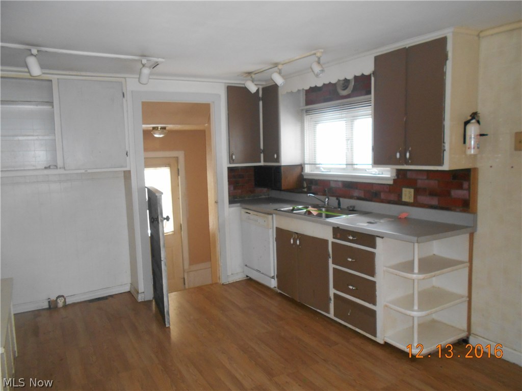 Part/Willoughby Township 15 - Residential