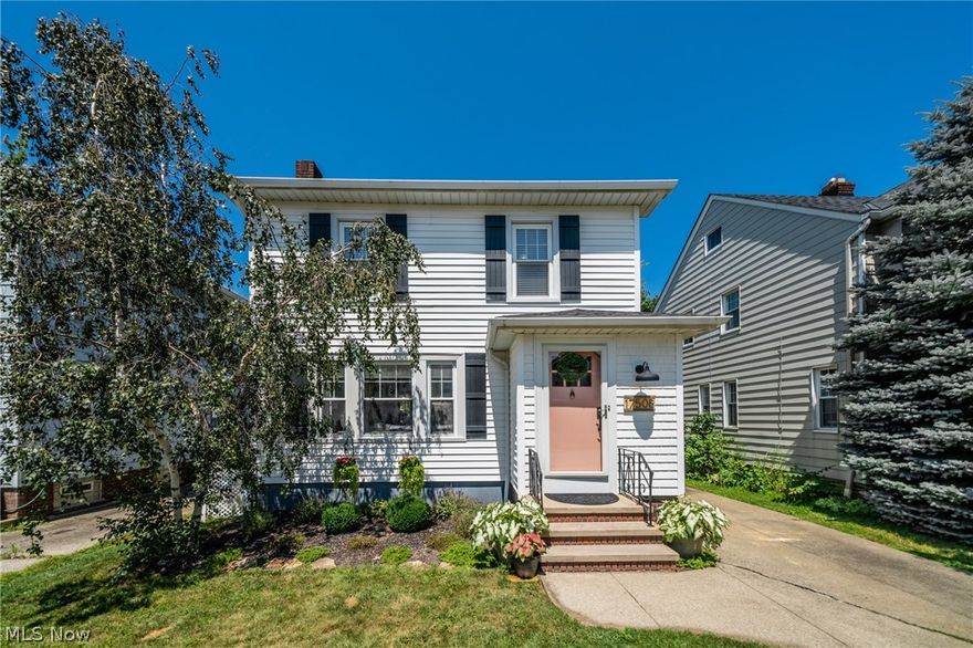 Welcome to your new home at 17508 Franklin Ave in Lakewood! Drive-by this home & you'll just want to stop as it has such urban-chic curb appeal! This is the most sought after floor plan! Step into the tiled foyer & hang your coat. Move into the huge living rm with stunning hardwood floors & relax. This amazing rm boasts tons of windows, a FP, built-in bookcases & flows so easily into the dining rm. The dining rm has the original glass-front corner cabinets that flank the glass french doors that lead to your private rear deck. Entertain in the gourmet chef's kitchen! It has been very tastefully remodeled with G.E. café collection matte-white/champagne bronze handle appliances, quartz countertops, custom cabinets & stunning tiled backsplash and floors! Windows in this area are new & door was added to flow out onto the wooden deck. The rear poured concrete patio & landscaping was just installed last week! The rear yard is completely fenced in. The wood staircase leading to the 2nd flr is