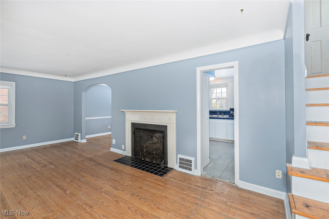 Cleveland Heights, Ohio 44118, United States, 3 Bedrooms Bedrooms, ,2 BathroomsBathrooms,Residential,Active,246190