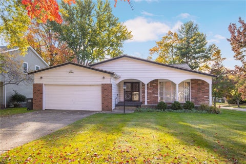 Photo of 5148 Hickory Drive, Lyndhurst, OH 44124 (MLS # 5253880)