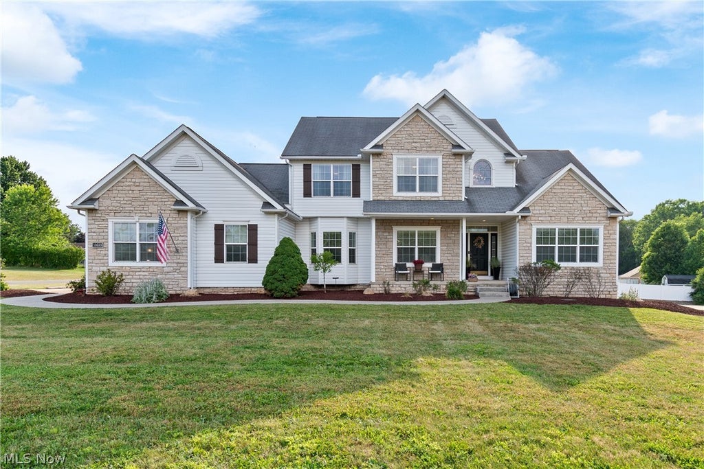Photo of 10689 Cleveland Avenue NW, Uniontown, OH 44685 (MLS # 5218195)