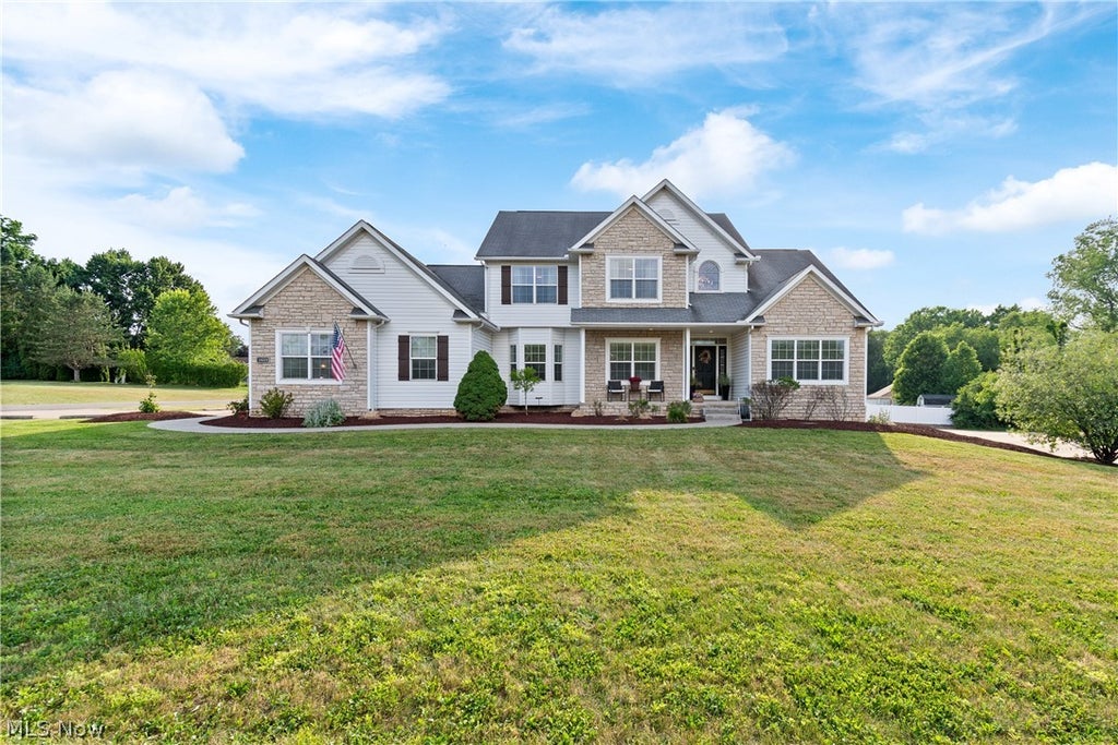 Photo of 10689 Cleveland Avenue NW, Uniontown, OH 44685 (MLS # 5218195)